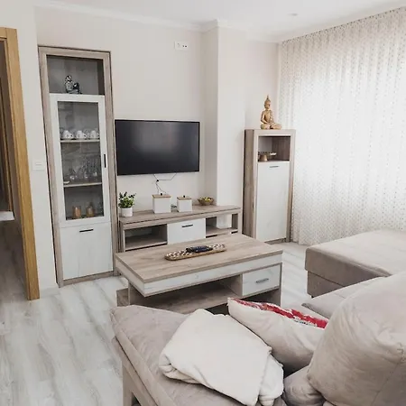 Getaway - Near Park, Beaches & Cies